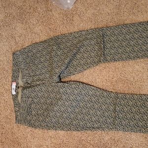 Cabi Ditzy Skinny, size 6